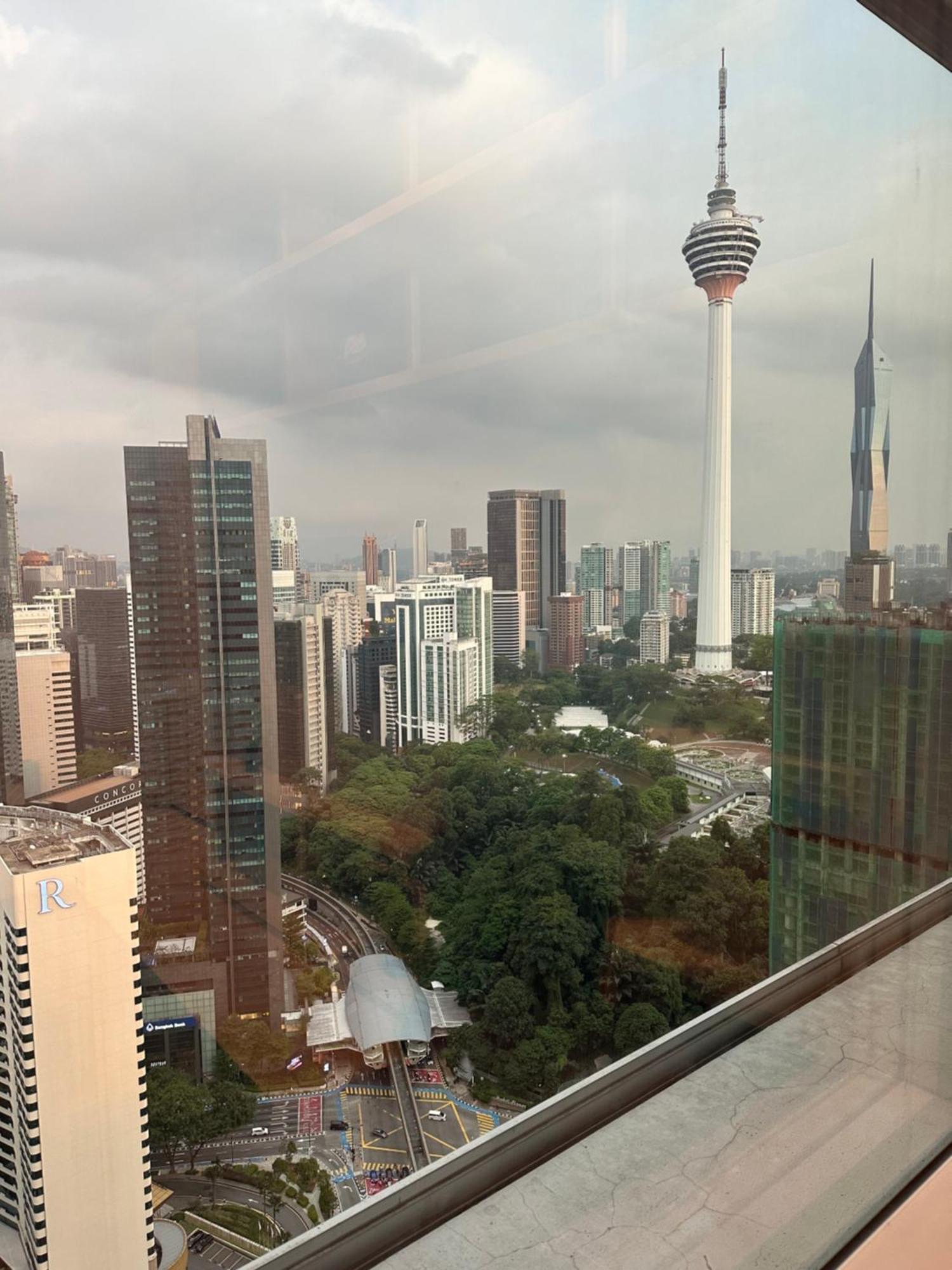 Klcc Suites At Platinum Kuala Lumpur Exterior photo
